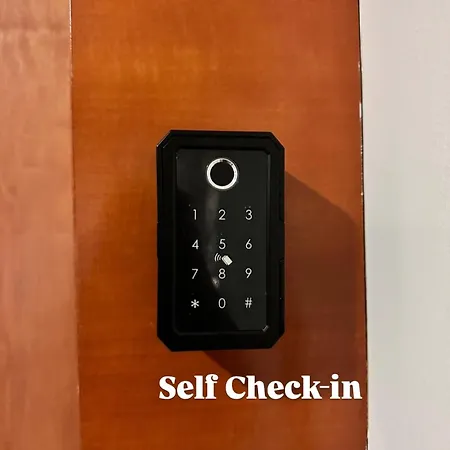 Modern In A Magnificent Mountain Apartment *