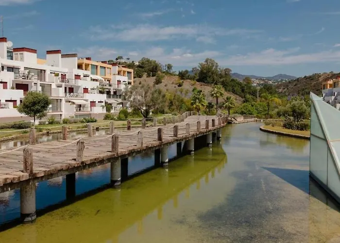 Appartement Modern In A Magnificent Mountain Estepona